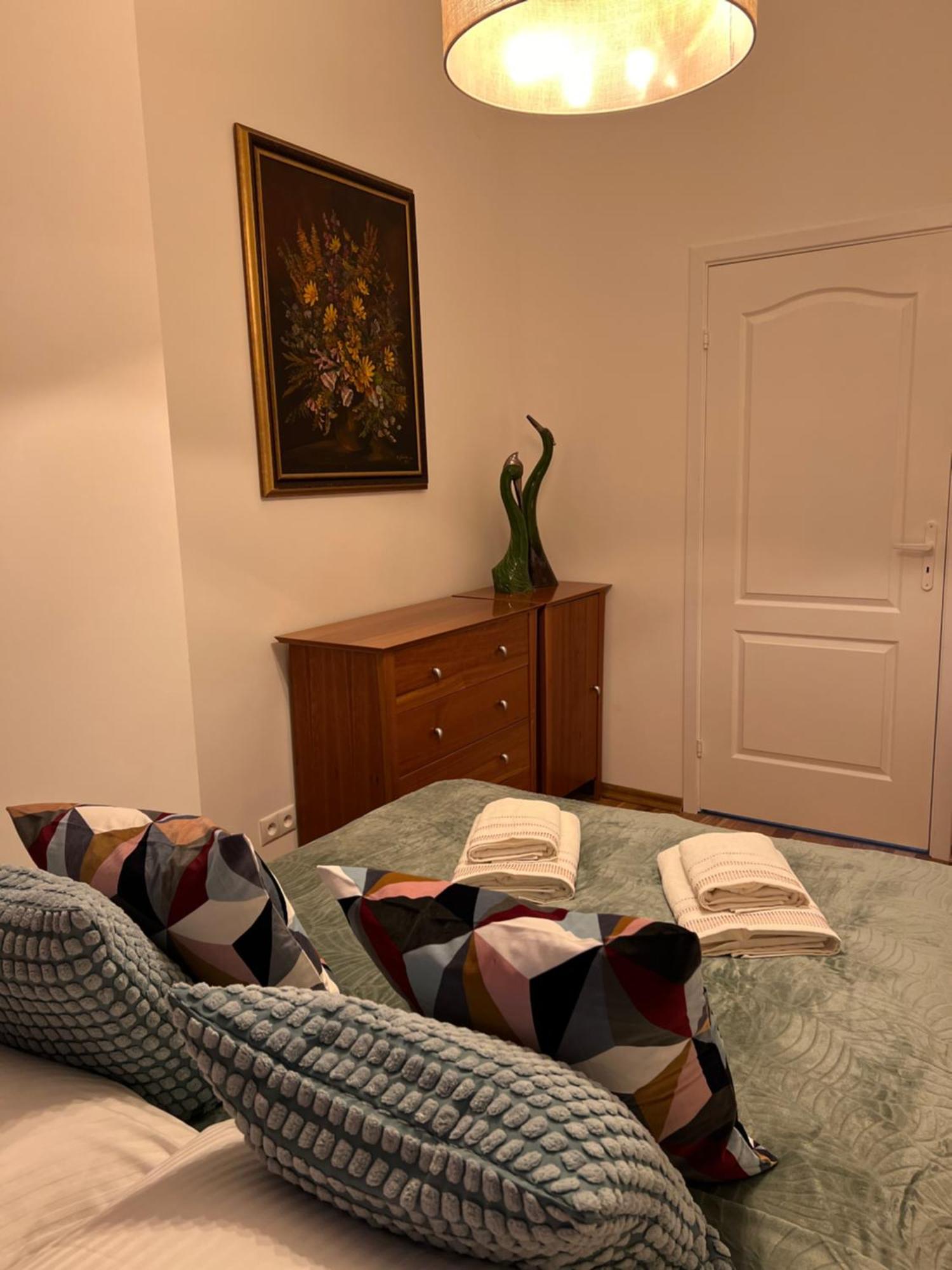 Apartamenty Centrum Варшава Экстерьер фото