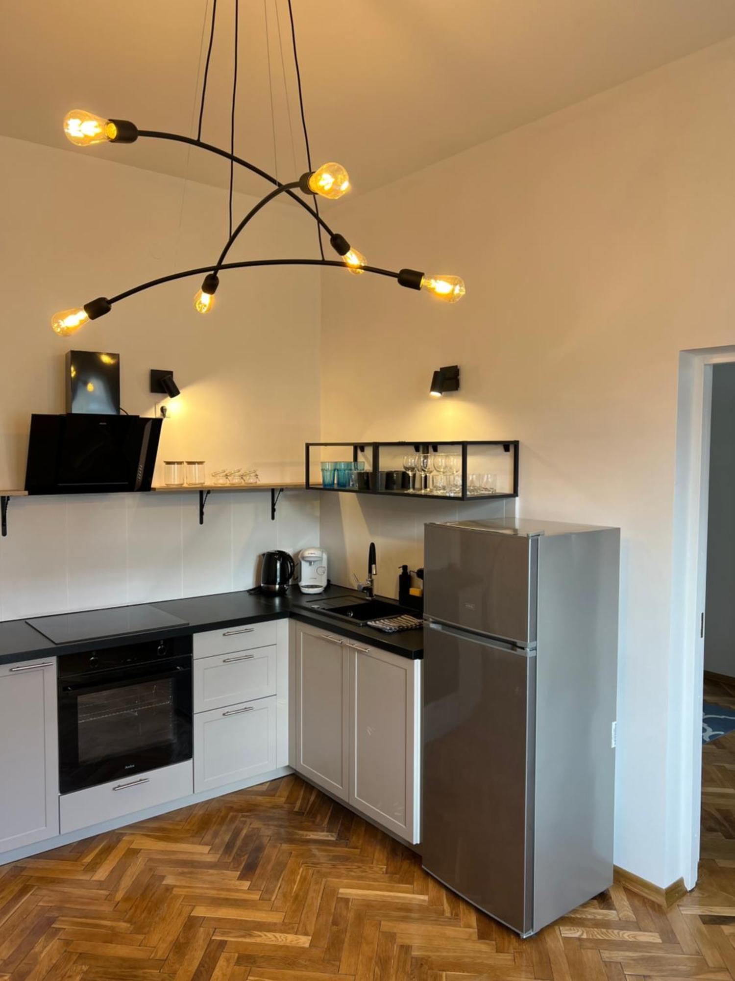 Apartamenty Centrum Варшава Экстерьер фото